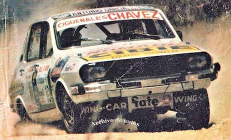 Gabriel Raies y su Renault 12 TS en Tanti en 1984