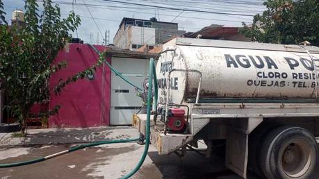 Villa de Pozos garantiza abasto de agua potable a través de pipas