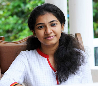 🌟 Sreelakshmi Suresh: La Niña Prodigio del Diseño Web que Fundó su Empresa a los 8 Años 🌟 Sreelakshmi Suresh: La Niña Prodigio del Diseño Web que Fundó su Empresa a los 8 Años