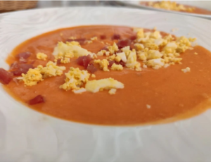 Salmorejo al estilo Cordobés Salmorejo al estilo Cordobés