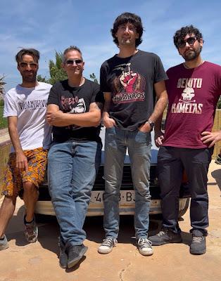 ROSA DE PAPEL: 'UNA FIRMA EN EL TIEMPO' ROSA DE PAPEL: 'UNA FIRMA EN EL TIEMPO'