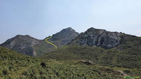 PICO OBESON desde TIELVE, Cabrales Subida al Pico Obesón desde Entrejano