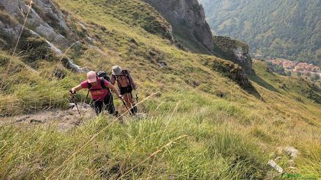 PICO OBESON desde TIELVE, Cabrales Tramo intermedio de la Canal de Pelliteru
