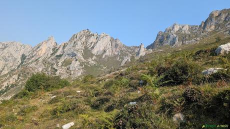 PICO OBESON desde TIELVE, Cabrales Pradería de Tielve