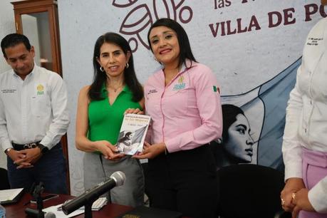 Villa de Pozos recibió Cartilla de Derechos de Mujeres por parte de SeMUJERES Villa de Pozos recibió Cartilla de Derechos de Mujeres por parte de SeMUJERES