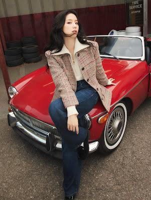 JISOO y Tommy Hilfiger JISOO de BLACKPINK protagoniza la campaña Racing Club de Tommy Hilfiger Otoño 2025. Descubre cómo el K-Pop reinventa el estilo preppy.
