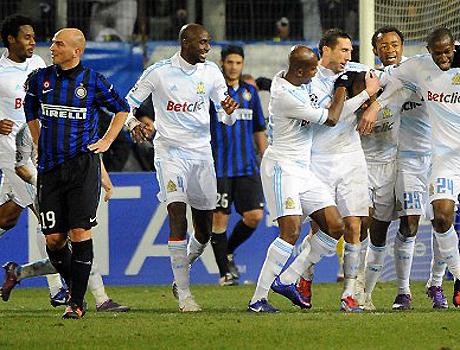 Champions: el Inter sigue en caída libre