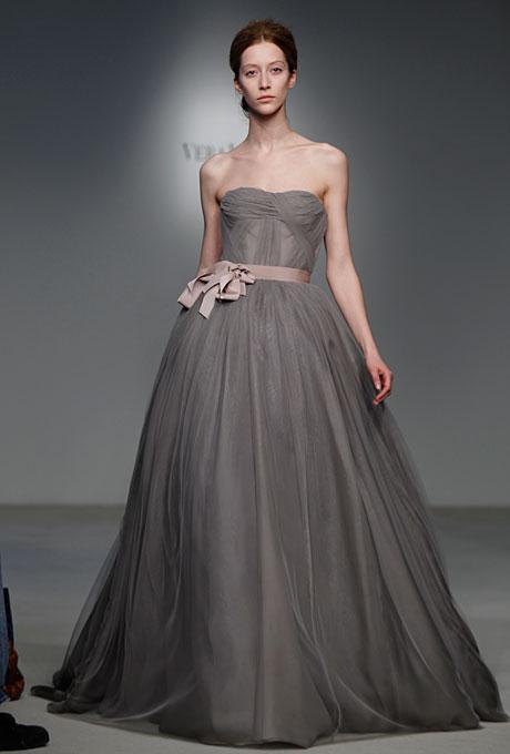 Las novias coloridas de Vera Wang