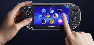 Contenido de PS Vita 3G+WiFi y Uncharted: El Abismo de Oro.