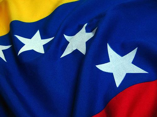 OPPENHEIMER: Tres escenarios para Venezuela