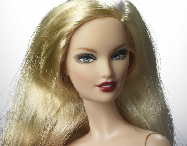 ¿Cómo envejece una Barbie?