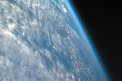 NASA descubre que las nubes de la Tierra están cada vez más bajas