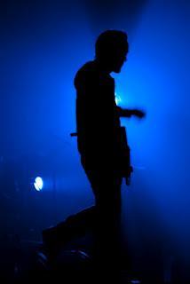 Y pensar en aquella noche de incendio de hace ya un año, ...