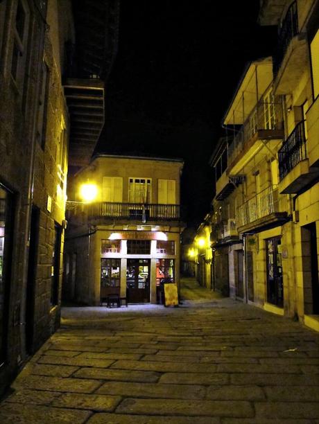 Recorrido nocturno por callejuelas del casco antiguo