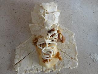 Trenza de pera y nueces al roquefort