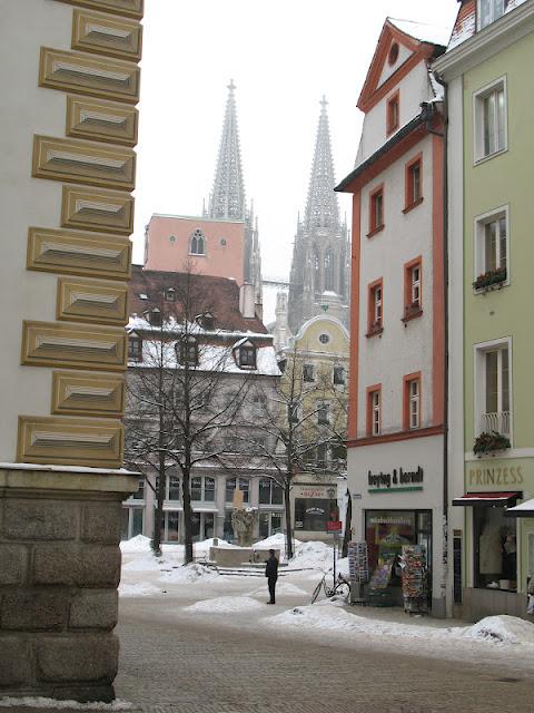 CALLEJEANDO EN REGENSBURG II : MITOS Y SUEÑOS DE UNA CIUDAD MEDIEVAL