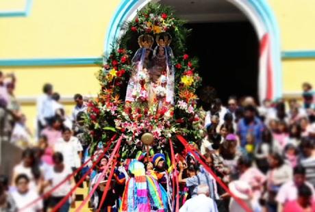 Festividad de la Virgen Santa Isabel en Huaylas Festividad de la Virgen Santa Isabel en Huaylas