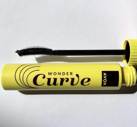 Avon es el maquillaje de baf week 2025 descubrí los productos usados en la pasarela y los productos para recrear el look tendencia en casa