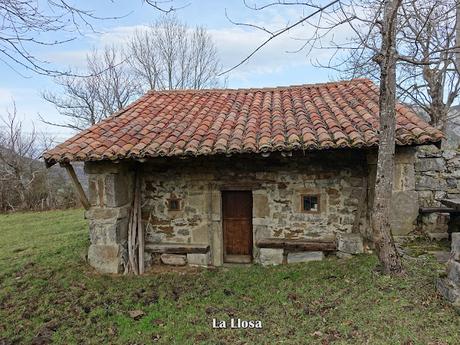 Campo de Caso-El Piqueru-Veneros