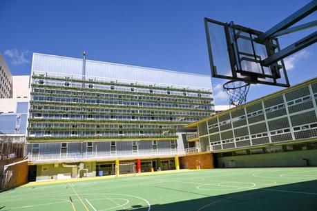 Pabellón L'Illa abre sus puertas 2