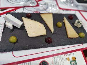 Quesos TGT y Bodega K5 conquistan el Salón Gourmets con un exclusivo maridaje de queso y vino Quesos TGT y Bodega K5 conquistan el Salón Gourmets con un exclusivo maridaje de queso y vino