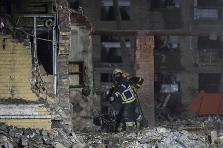 El gobernador del estado de Illinois llama «dictador» a Trump por amenazar con desplegar tropas en Chicago