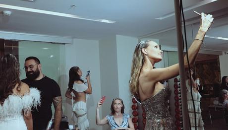 Llega a cines cómico documental sobre las aventuras de un joven cineasta un una boutique de reñaca Llega a cines cómico documental sobre las aventuras de un joven cineasta un una boutique de reñaca