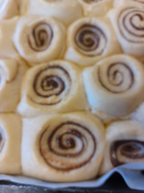 BOLLOS DE CANELA O CINNAMON ROLLS BOLLOS DE CANELA O CINNAMON ROLLS