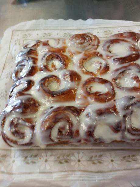 BOLLOS DE CANELA O CINNAMON ROLLS BOLLOS DE CANELA O CINNAMON ROLLS