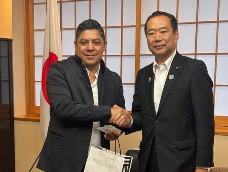 Ricardo Gallardo consolida exportación de carne y productos potosinos hacia Asia