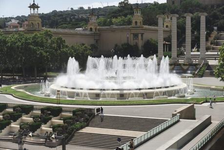 El renacimiento de la Font Màgica: un espectáculo de agua y luz renovado La Font Màgica de Montjuïc se pone en marcha