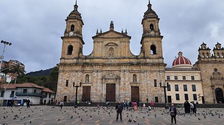COLOMBIA : EL BARRIO DE LA CANDELARIA EN BOGOTÁ COLOMBIA : EL BARRIO DE LA CANDELARIA EN BOGOTÁ