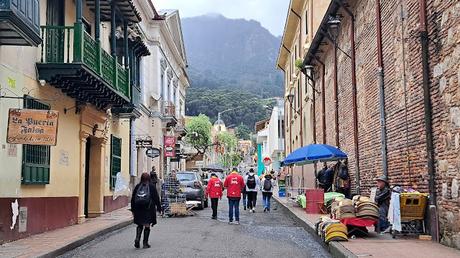 COLOMBIA : EL BARRIO DE LA CANDELARIA EN BOGOTÁ COLOMBIA : EL BARRIO DE LA CANDELARIA EN BOGOTÁ