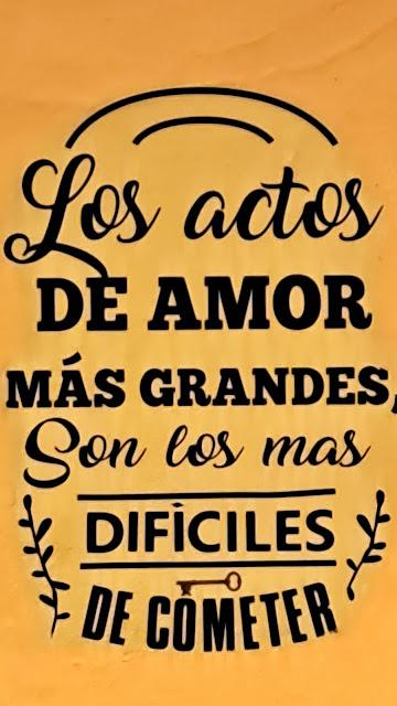 COLOMBIA : EL BARRIO DE LA CANDELARIA EN BOGOTÁ COLOMBIA : EL BARRIO DE LA CANDELARIA EN BOGOTÁ