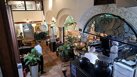 COLOMBIA : EL BARRIO DE LA CANDELARIA EN BOGOTÁ COLOMBIA : EL BARRIO DE LA CANDELARIA EN BOGOTÁ