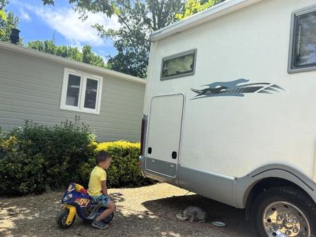 Escapada a la Rioja Alavesa (con niño y autocaravana) camping nene auto