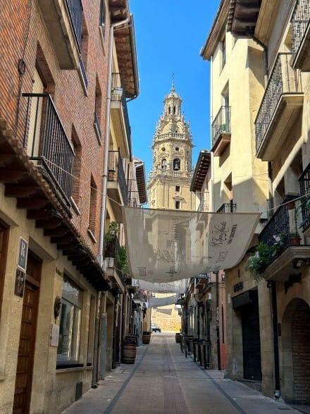 Escapada a la Rioja Alavesa (con niño y autocaravana) laguardia-calles