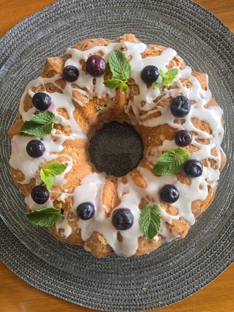 Bizcocho de arándanos, yogur y limón