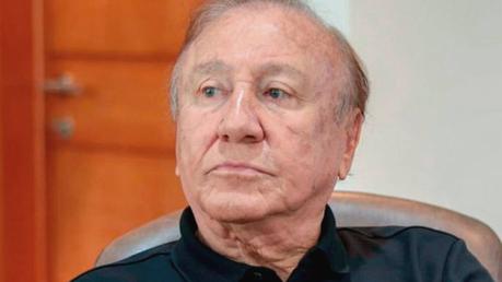 Hijo de Rodolfo Hernández anuncia candidatura al Senado y advierte: 'Se van a quemar por donde se lancen Hijo de Rodolfo Hernández anuncia candidatura al Senado y advierte: 'Se van a quemar por donde se lancen