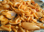 Fideos cazuela chipirones almejas