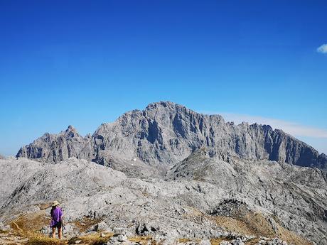 Vega Huerta y Los Moledizos desde Soto de Sajambre