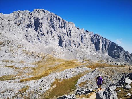 Vega Huerta y Los Moledizos desde Soto de Sajambre