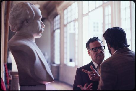 “Chile, 1971.Los primeros dias de Allende».Fotógrafo estadounidense Michael Mauney de la Revista Life retrata al gobierno del presidente Salvador Allende. “Chile, 1971.Los primeros dias de Allende».Fotógrafo estadounidense Michael Mauney de la Revista Life retrata al gobierno del presidente Salvador Allende.