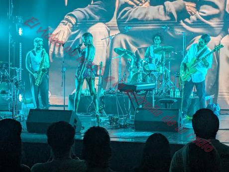 BRITTANI WASHINGTON EN EL TEATRO ESLAVA: CUESTIÓN DE TIEMPO [CRÓNICA]