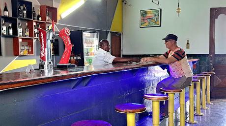 MOZAMBIQUE : ITINERARIO POR LOS BARRIOS DE MAPUTO