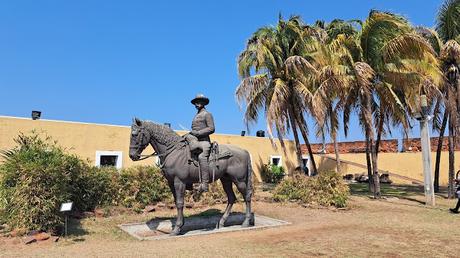 MOZAMBIQUE : ITINERARIO POR LOS BARRIOS DE MAPUTO