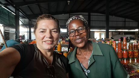 MOZAMBIQUE : ITINERARIO POR LOS BARRIOS DE MAPUTO