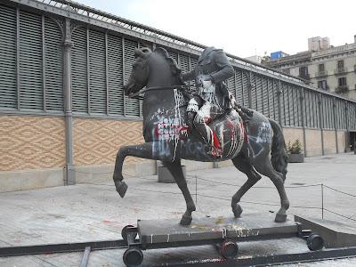 470. Monumentos fecales 470. Monumentos fecales