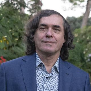 EL POEMA DE CADA DÍA, HOY, ELEGÍA, SEGÚN CATULO, DE MIRCEA CARTARESCU