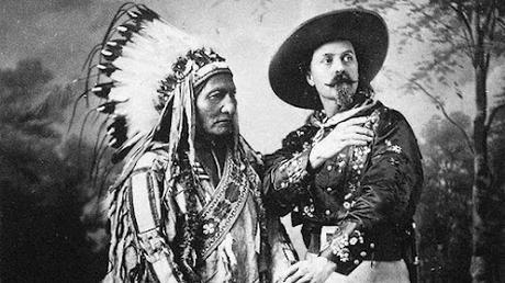 PUBLICIDAD DE INDIOS Y VAQUEROS (GAP vs American Eagle)